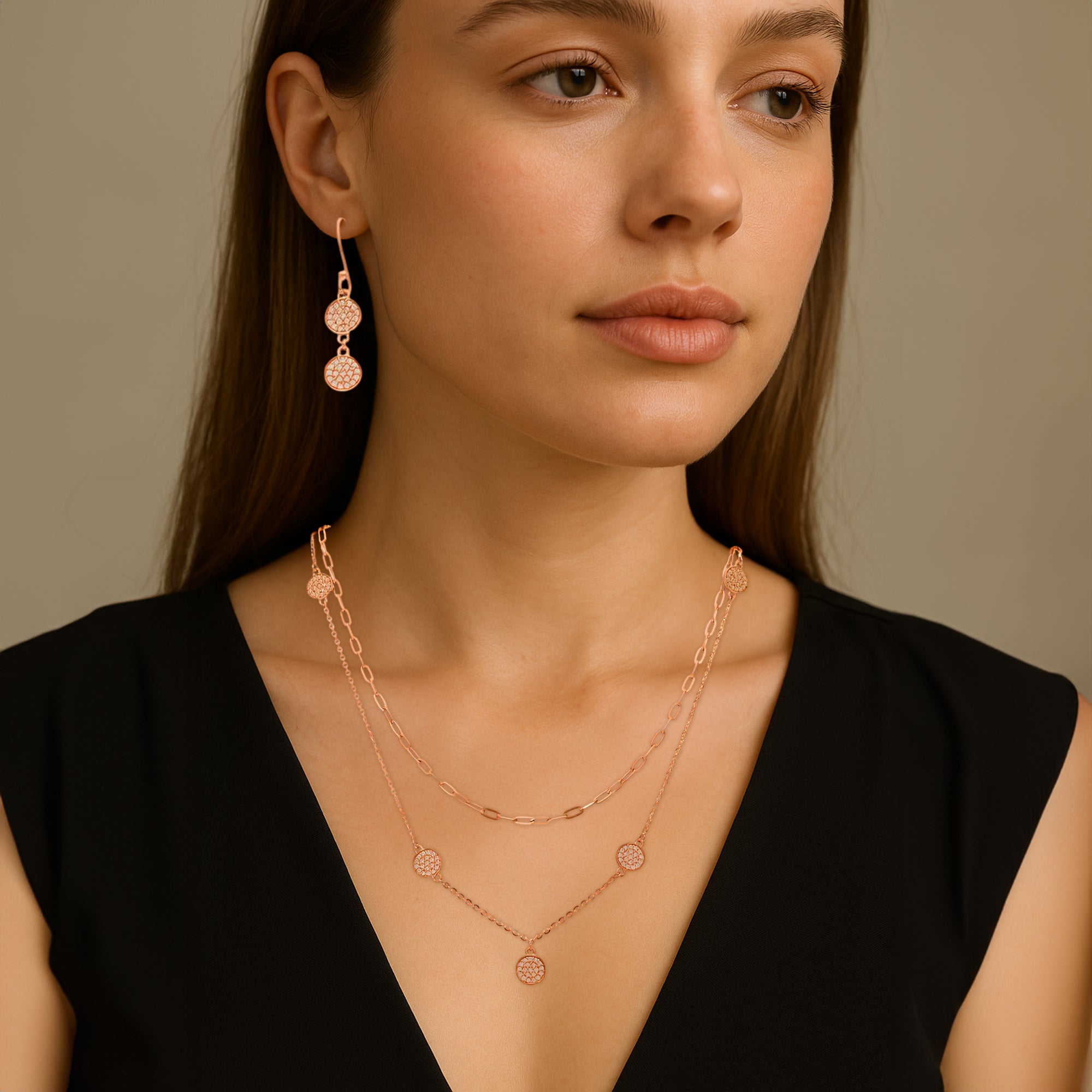 Rose Gold Layered Necklace and Earring Set with Geometric Disc Motifs ? Contemporary Charm for Day-to-Night Styling