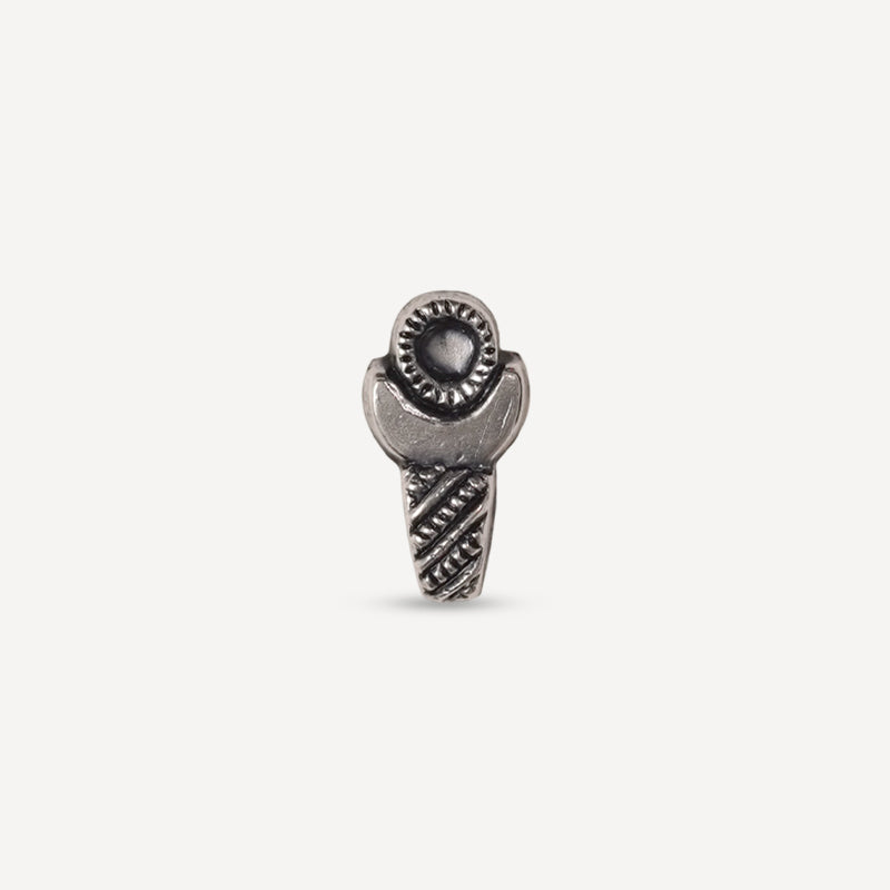Oxidised Tribal Silver Nosepin – Bold Textured Design
