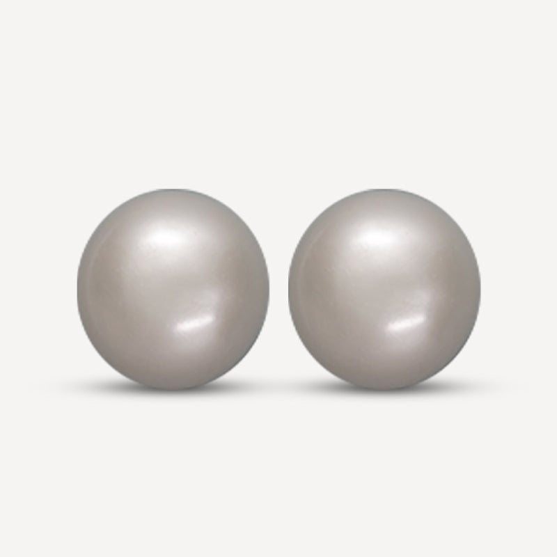 Classic White Pearl Stud Earrings – Timeless Round Design