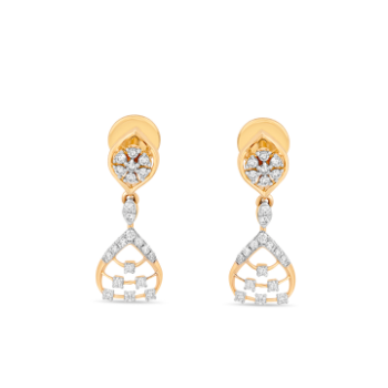 Delicate Diamond earrings in 14K yellow gold