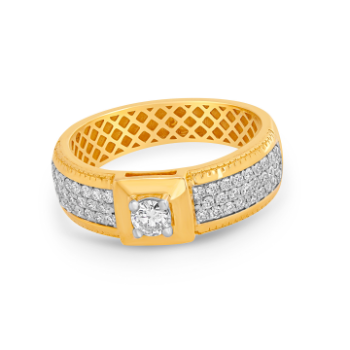 Men’s Square shaped Sequential Diamonds Ring in 14K Yellow Gold