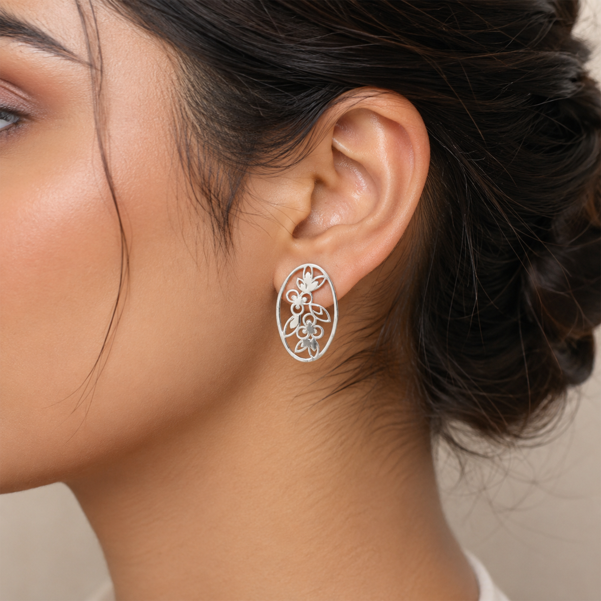 925 Sterling Silver Floral Oval Stud Earrings | Elegant Openwork Flower Earrings | Lightweight Everyday Minimal Jewelry