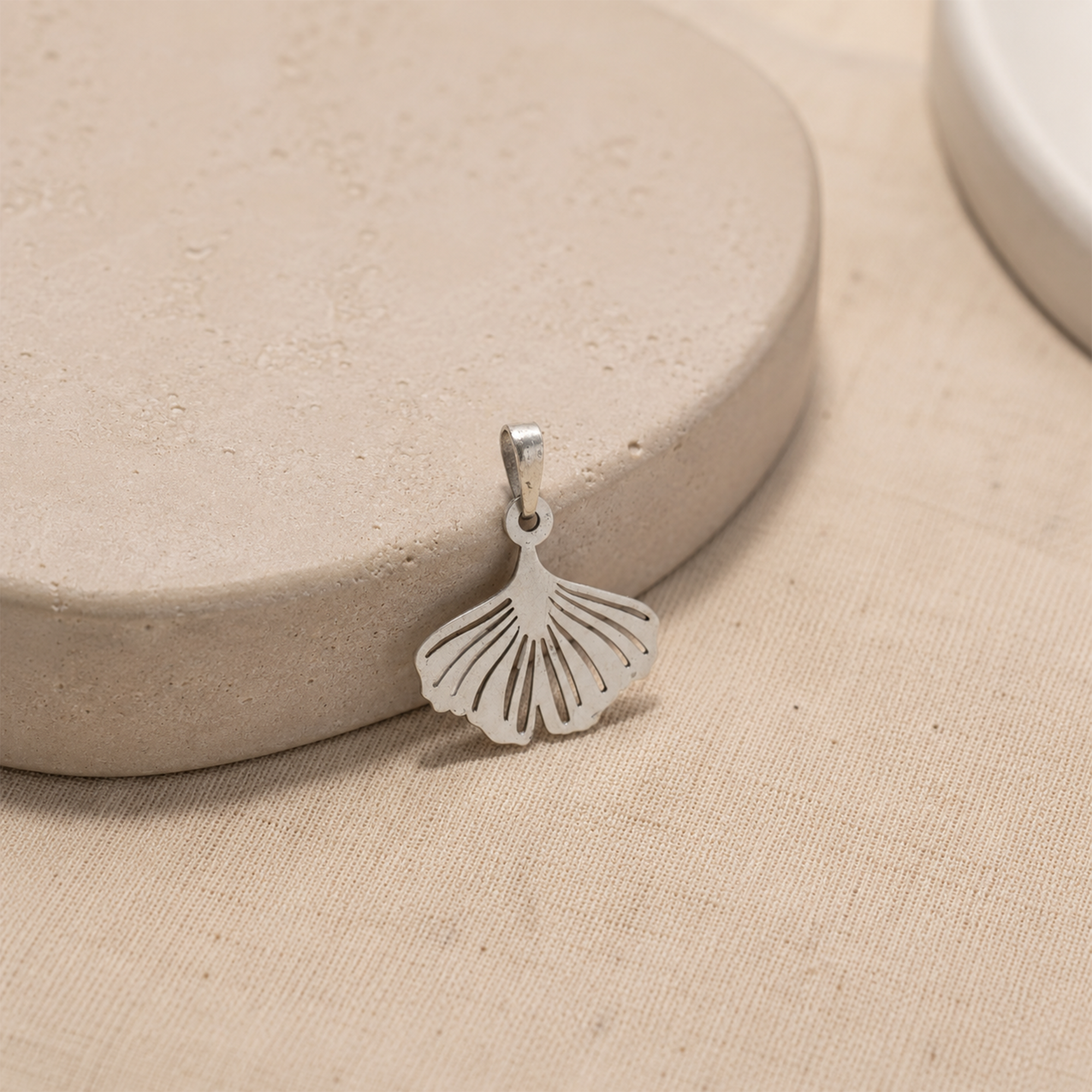 925 Sterling Silver Ginkgo Leaf Pendant Necklace | Nature Inspired Leaf Charm | Minimalist Botanical Jewelry