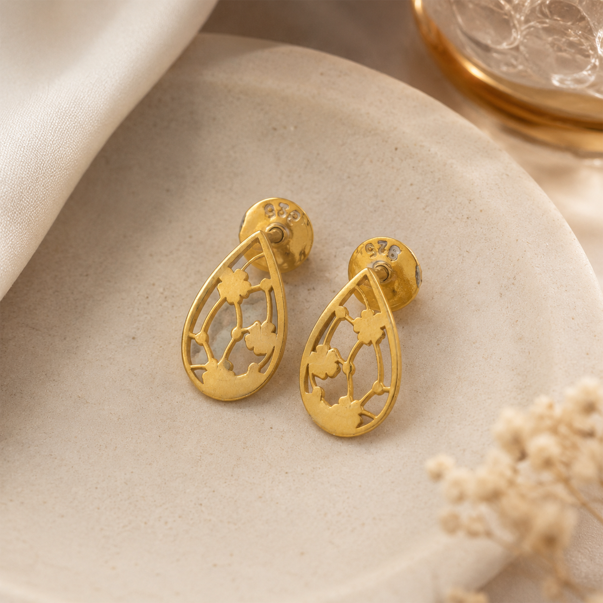 925 Sterling Silver Gold-Plated Floral Teardrop Stud Earrings | Minimalist Botanical Earrings | Elegant Everyday Jewelry