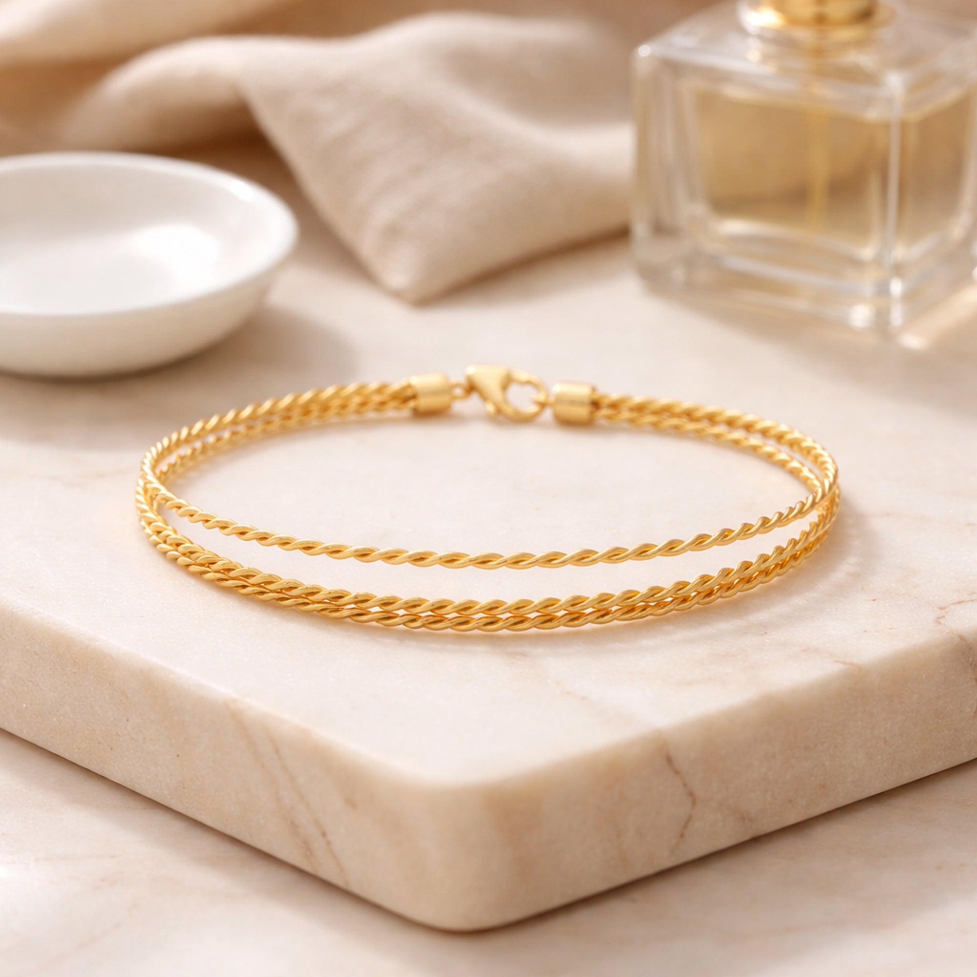 Elegant Twisted Dual-Line Gold-Plated Bracelet for Women