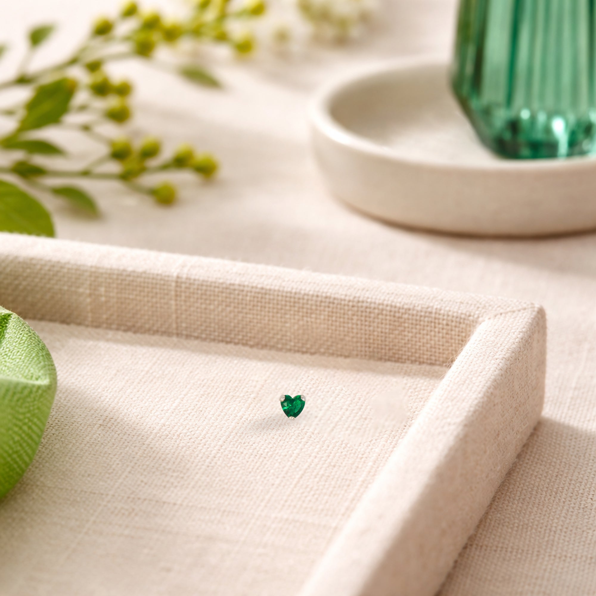 Sterling Silver Green Heart Nose Pin