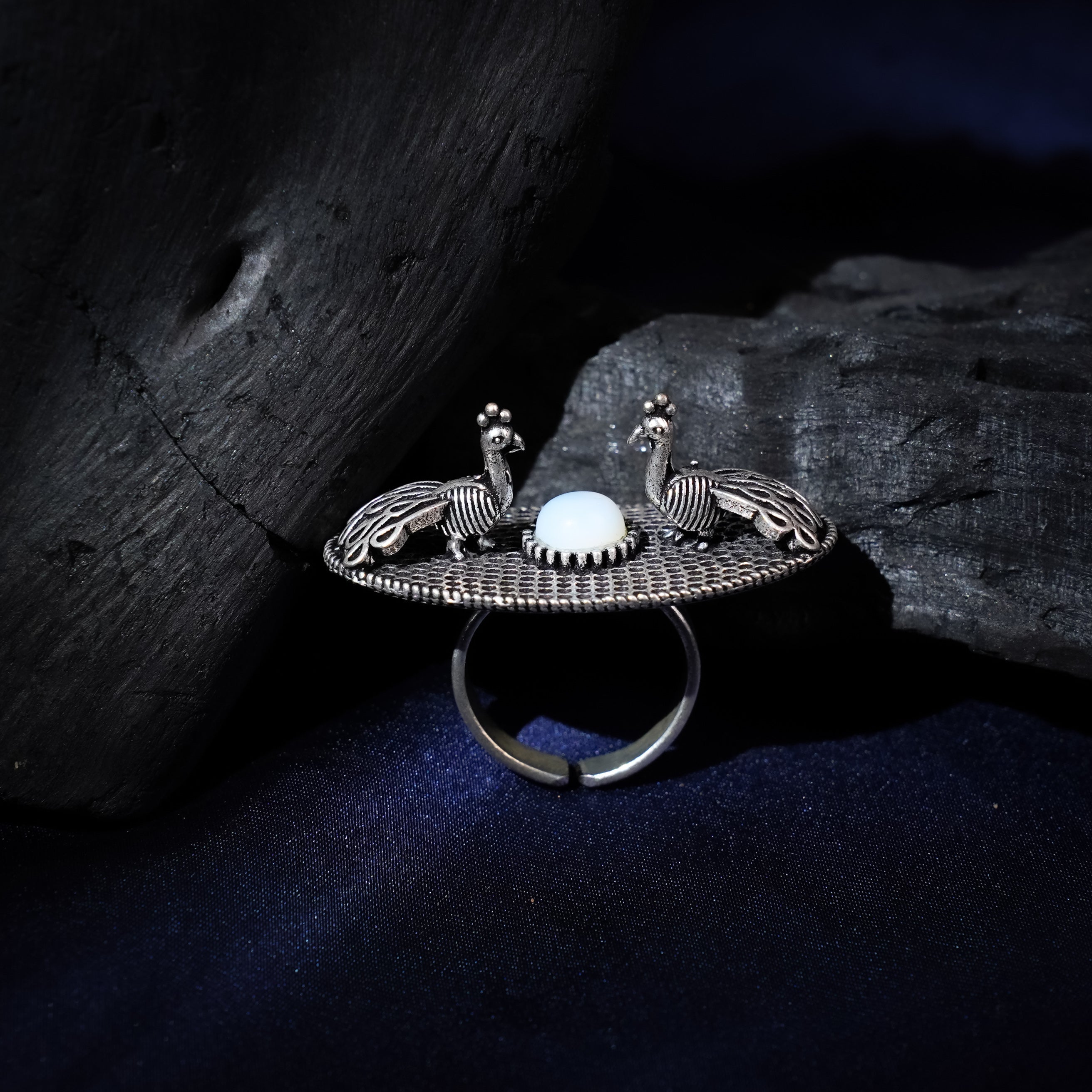 Rangat- Silver oxidised ring