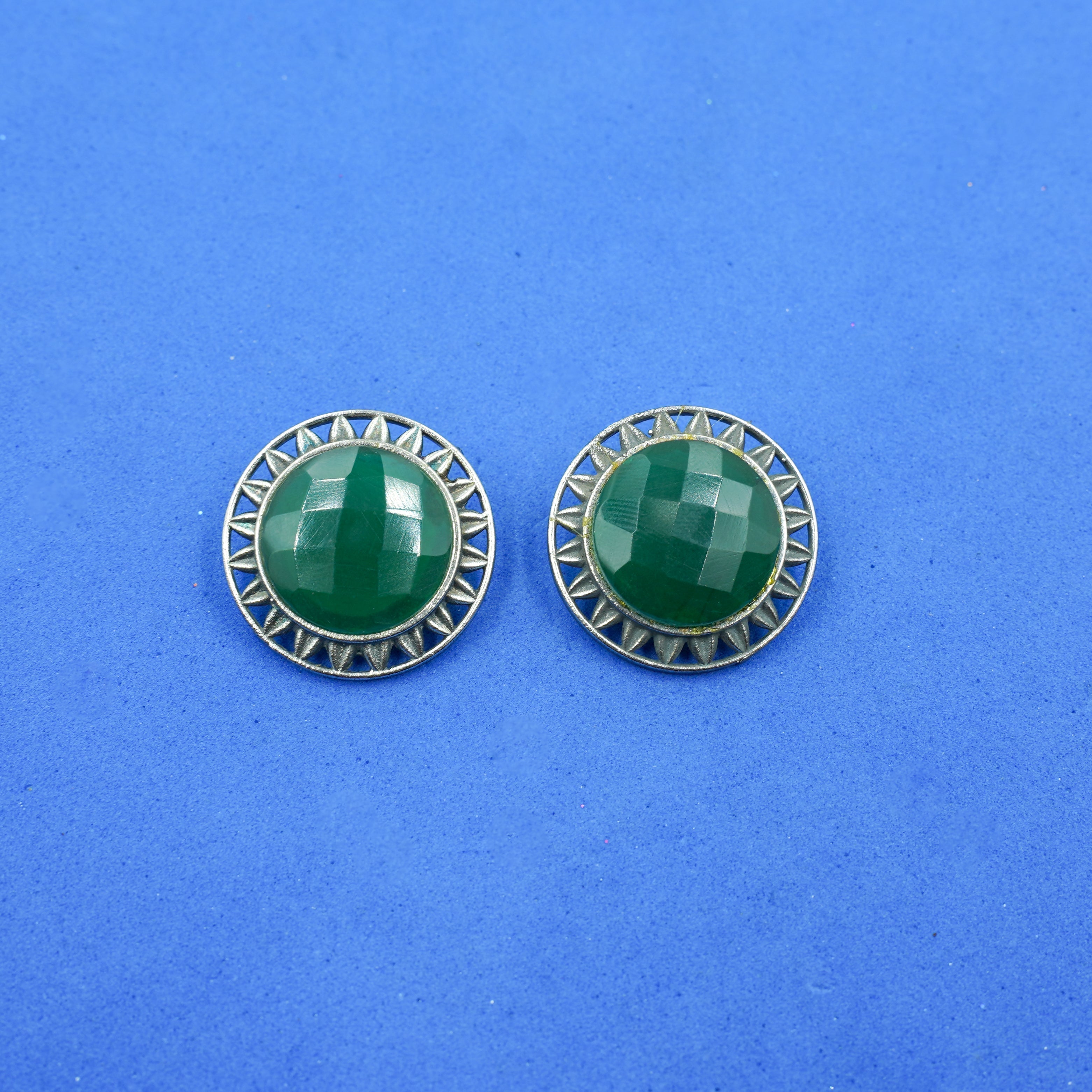 Manikya- Silver Brass Stone-Studded Stud Earrings(Green)