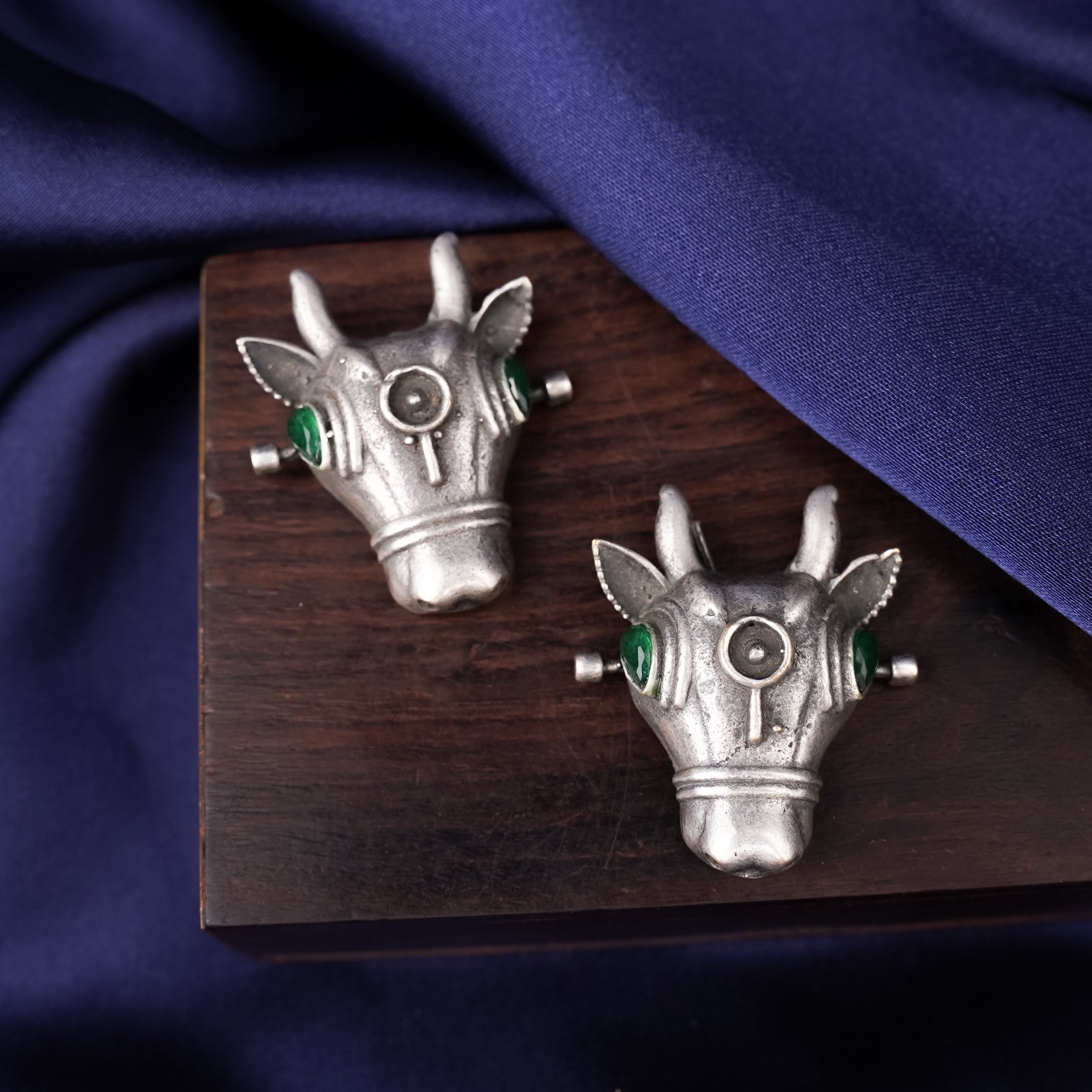 Nandi- Silver oxidised Stone-Studded stud earrings(Green)